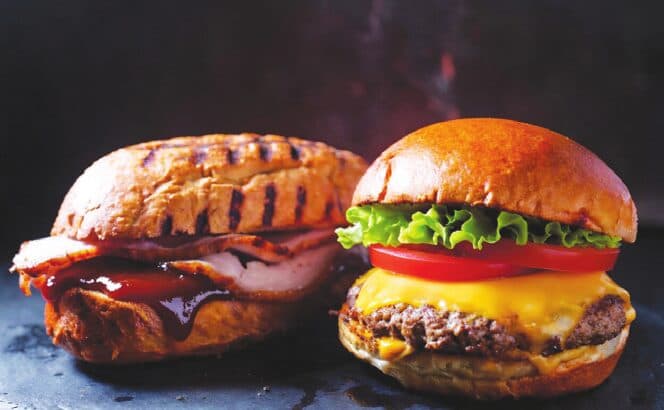 Panini und Burger – Falcone's Grill